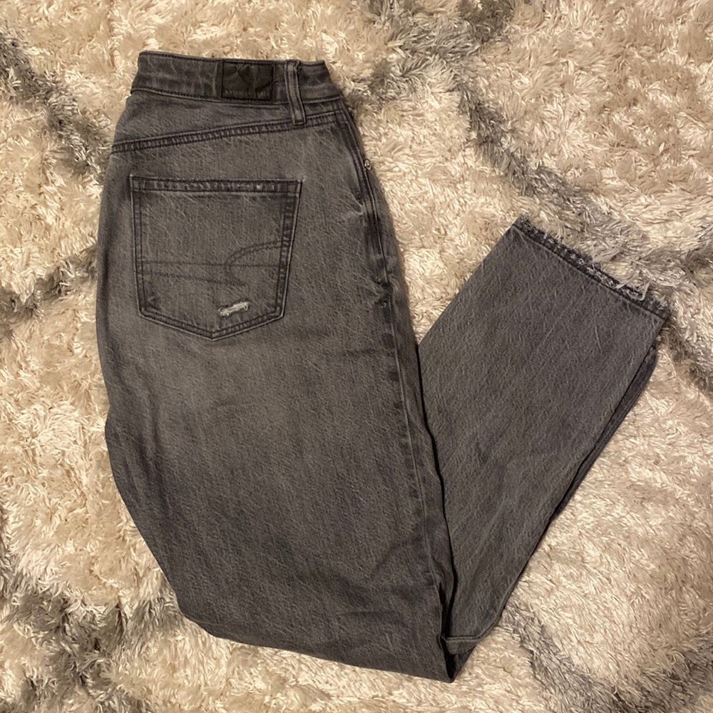 American Eagle Mom Jeans
